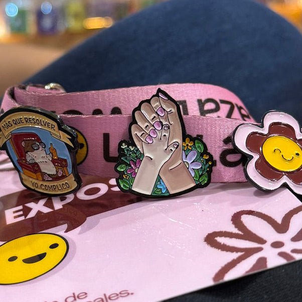 Pin mano mamá + mano bebé
