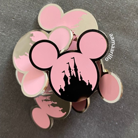 Pin castillo Disney