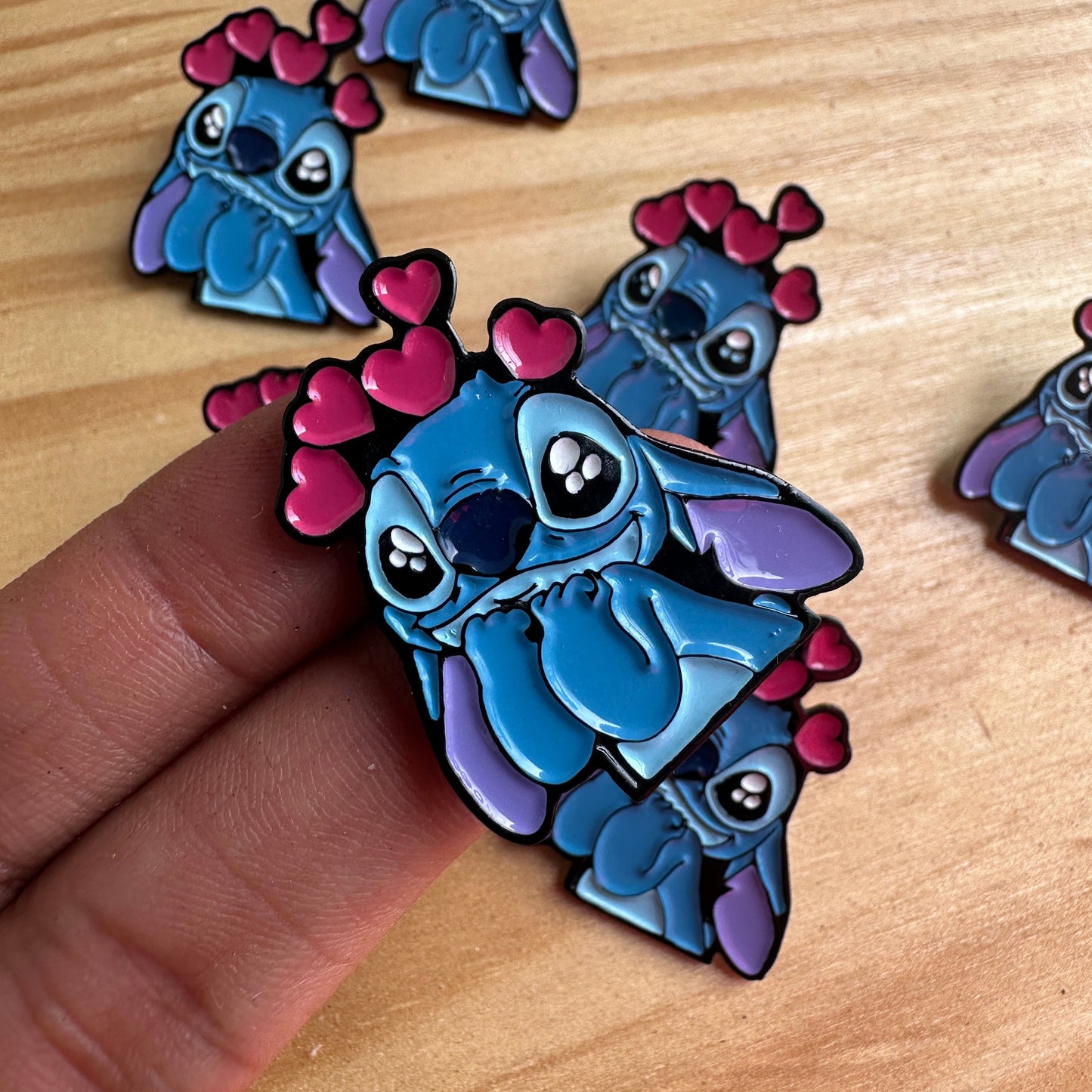 Pin Stich Corazones