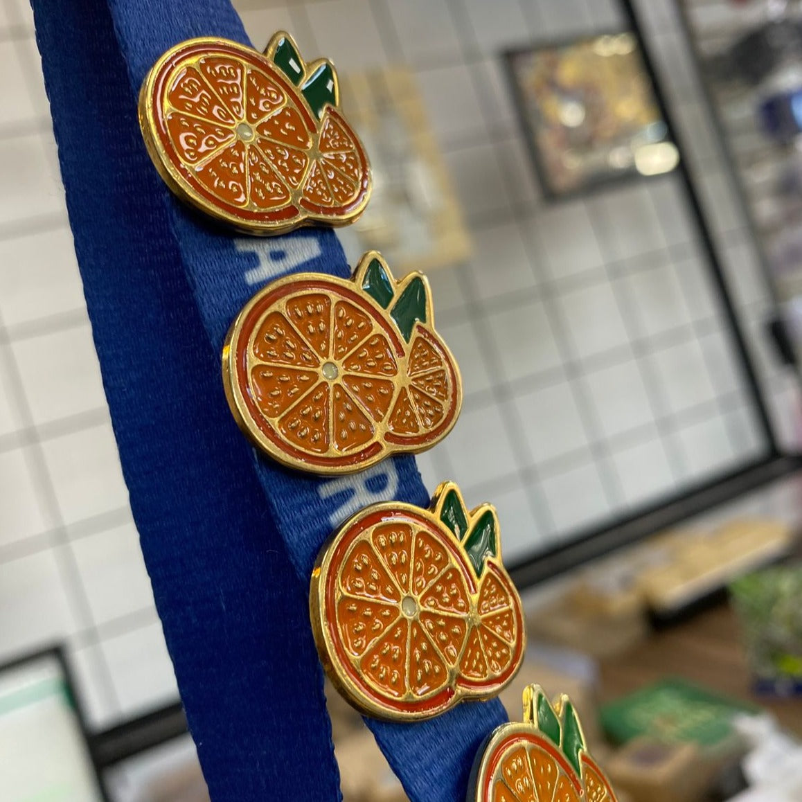 Pin media naranja