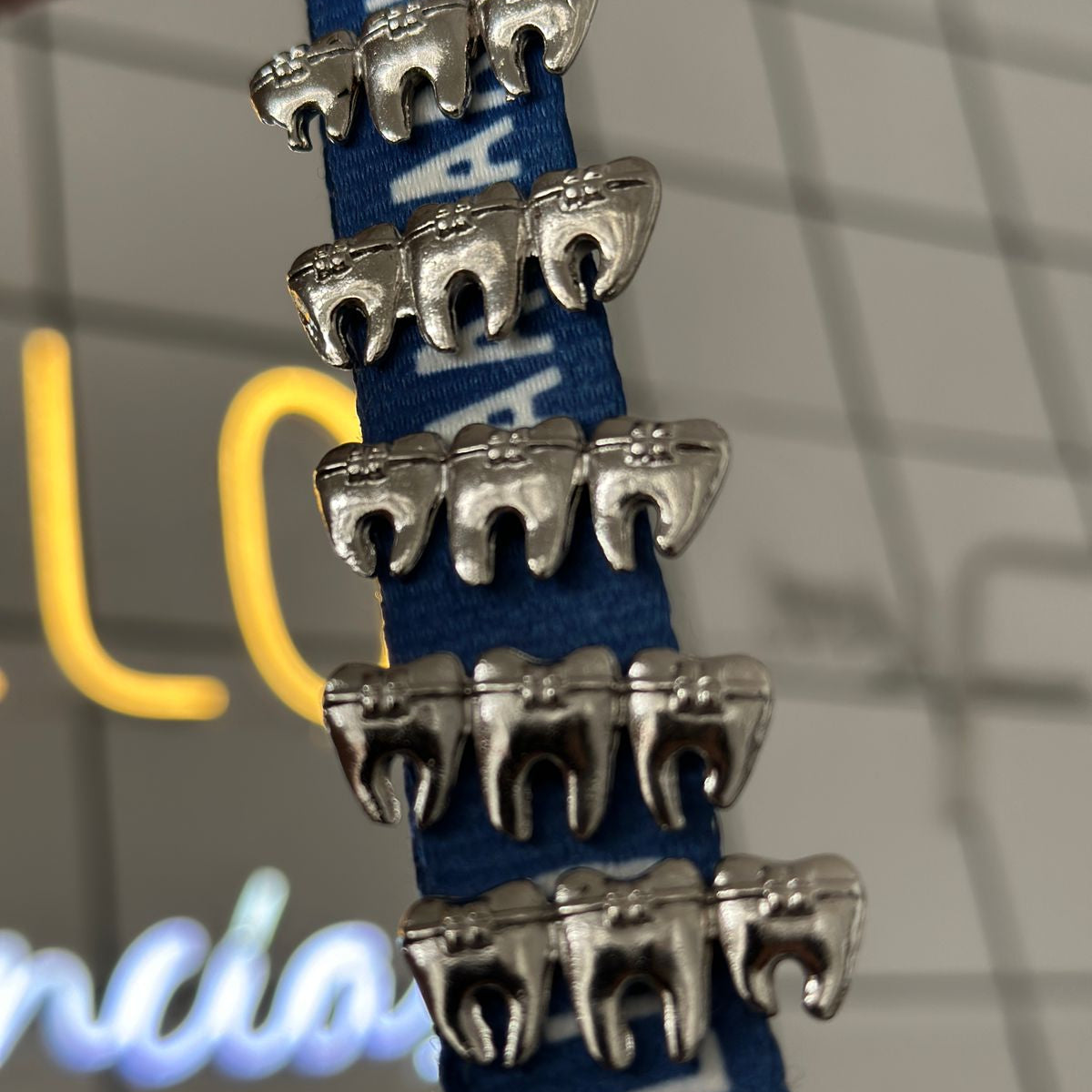 Pin 3 muelas con brackets