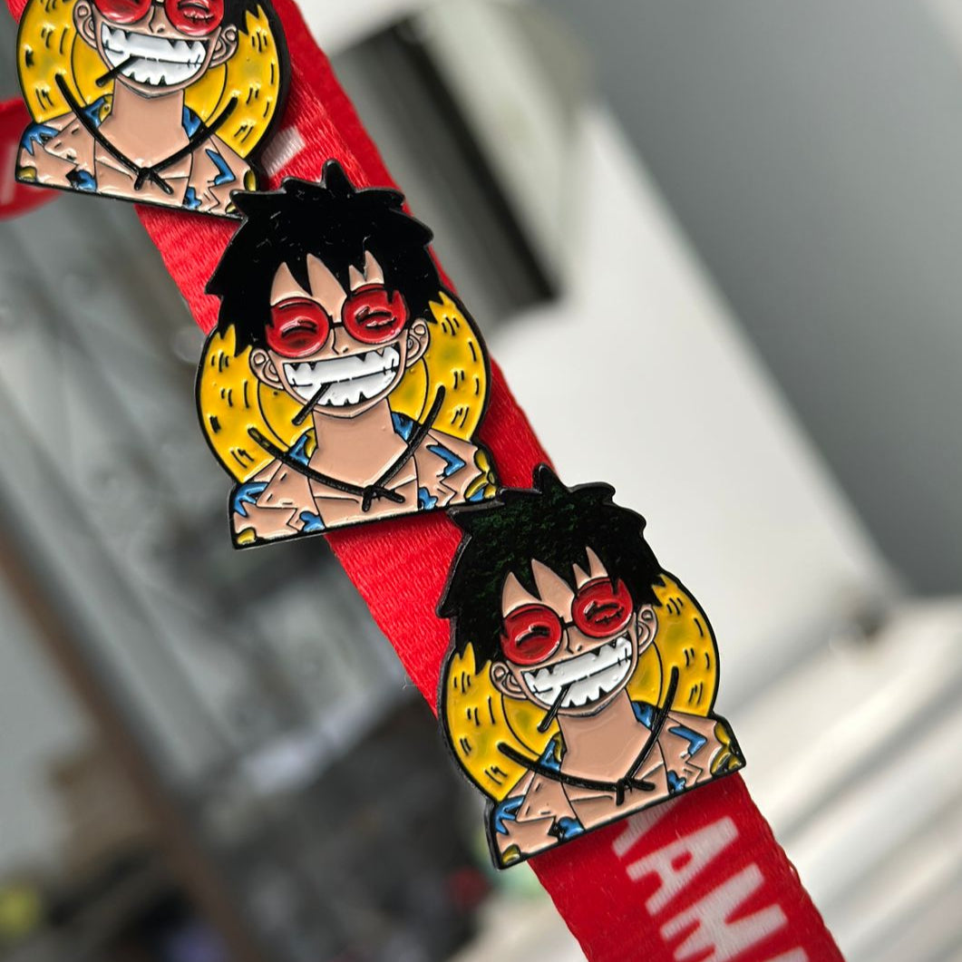 Pin rostro Luffy sonriente