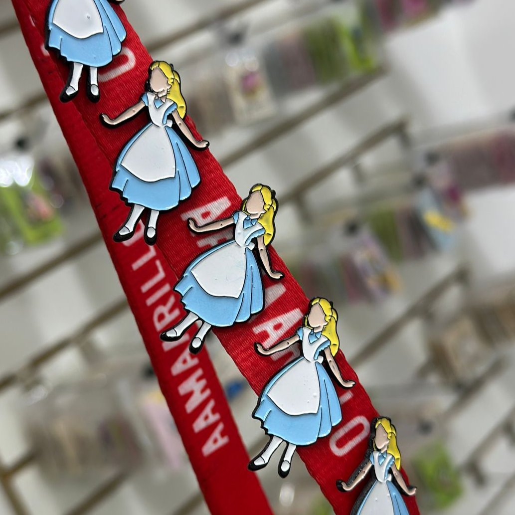 Pin Alicia silueta - Alicia en el país de las maravillas