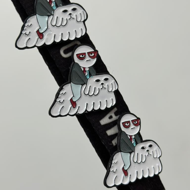 Pin perro blanco / Calvo
