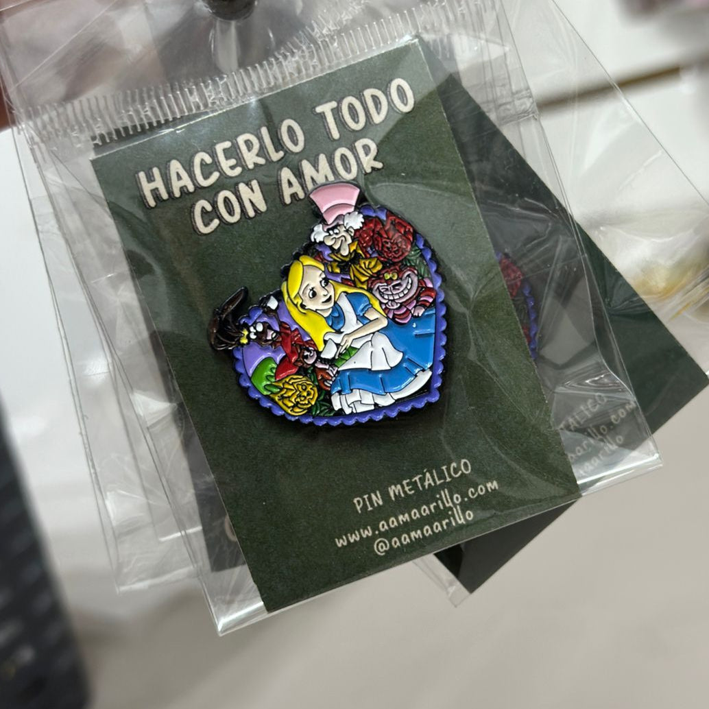 Pin Alicia en el pais de las maravillas / Todos los personajes