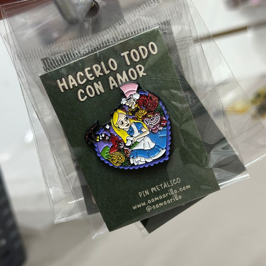 Pin Alicia en el pais de las maravillas / Todos los personajes