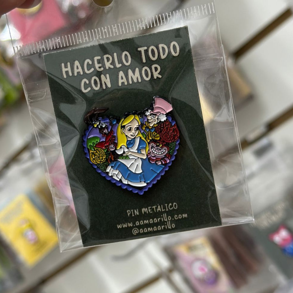Pin Alicia en el pais de las maravillas / Todos los personajes