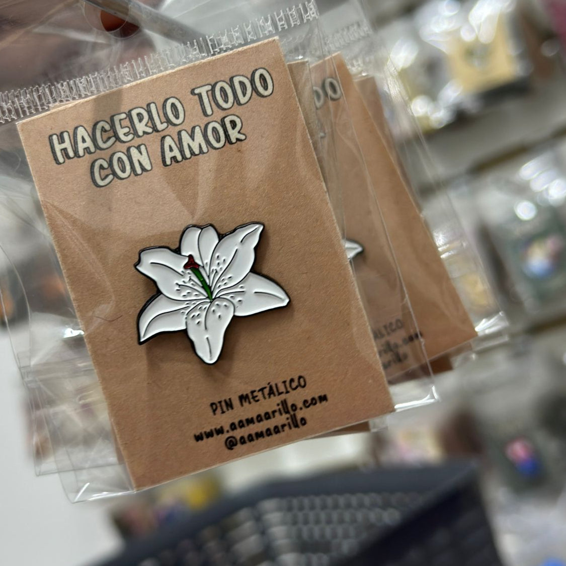 Pin orquídea sencilla