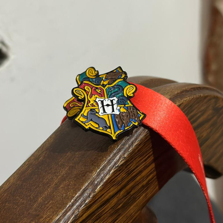 Pin Escudo de armas de Hogwarts