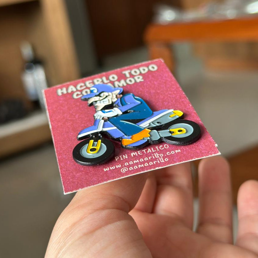 Pin Waluigi - Mario