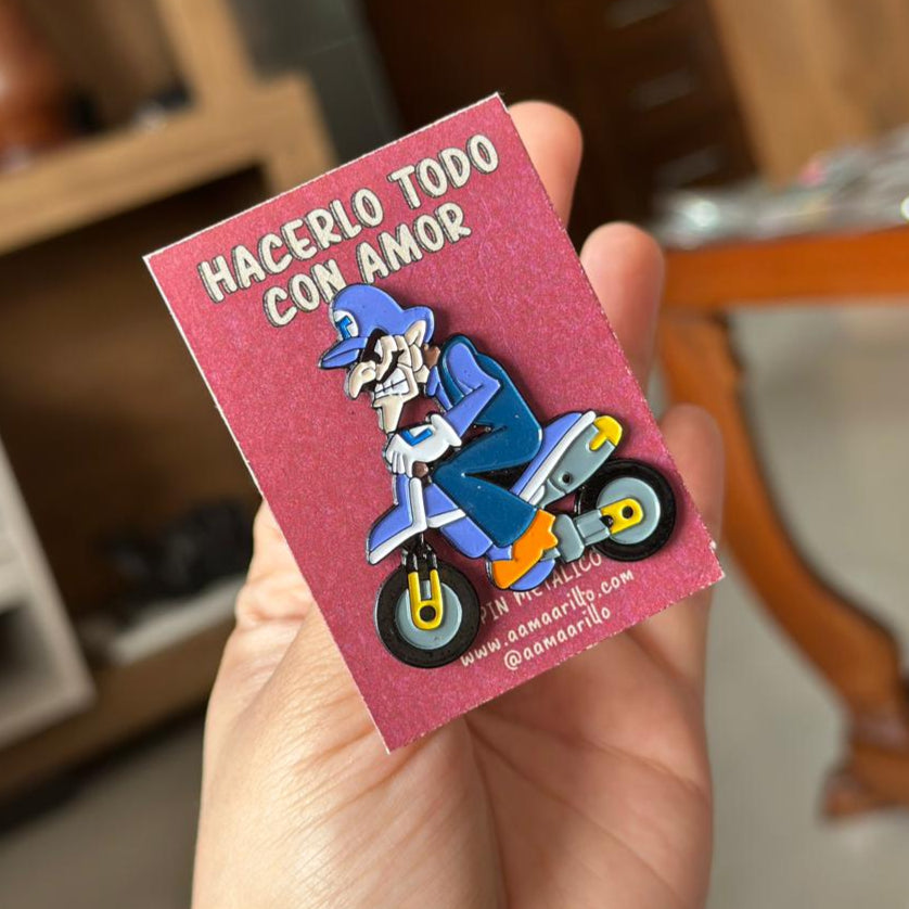 Pin Waluigi - Mario