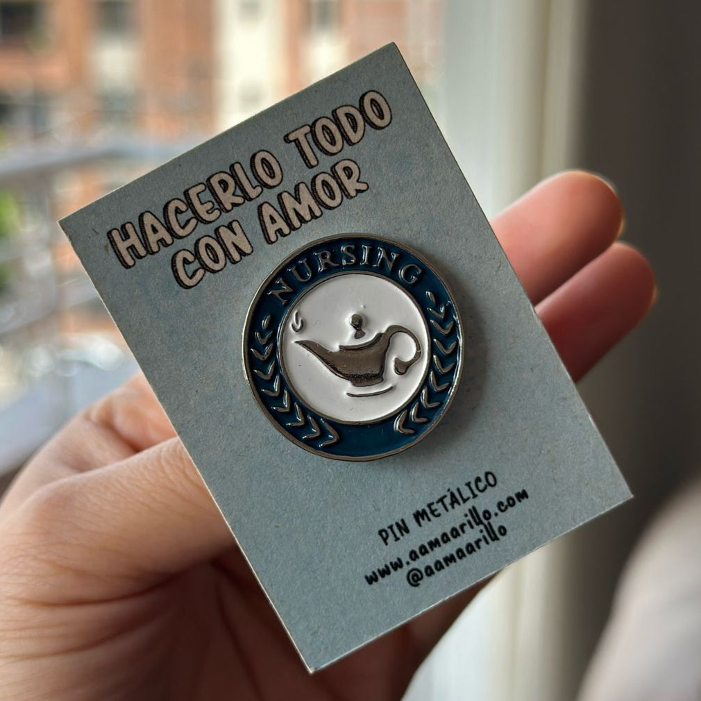 Pin Nursing sencillo azul