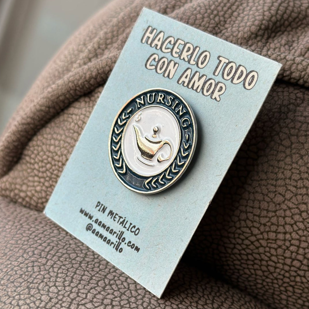 Pin Nursing sencillo azul