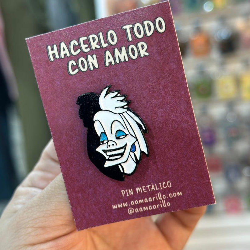 Pin Cruella de Vil