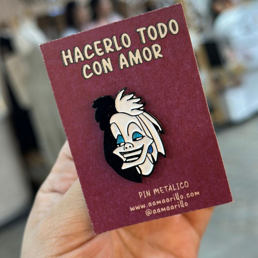 Pin Cruella de Vil