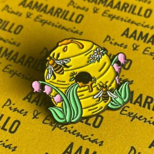 Pin panal de abejas 1