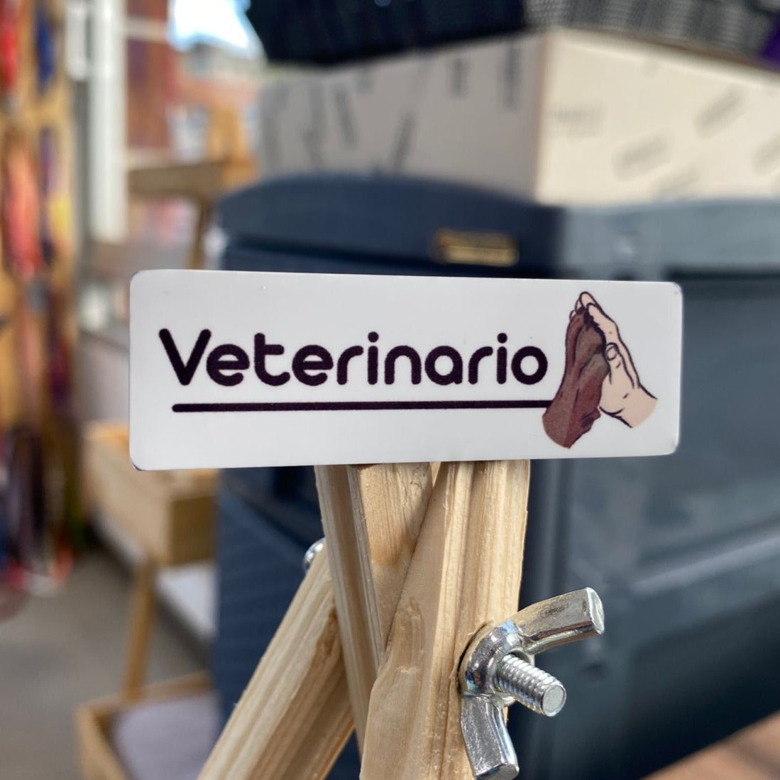 Escarapela veterinario mano y pata - Impresión sobre lamina metálica