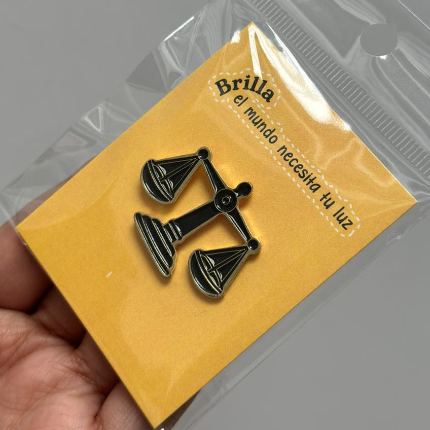 Pin Simbolo de derecho