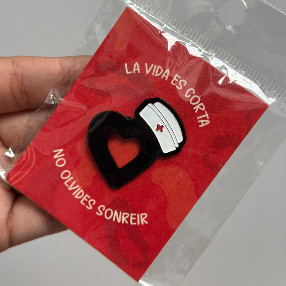 Pin Corazon cofia enfermeria