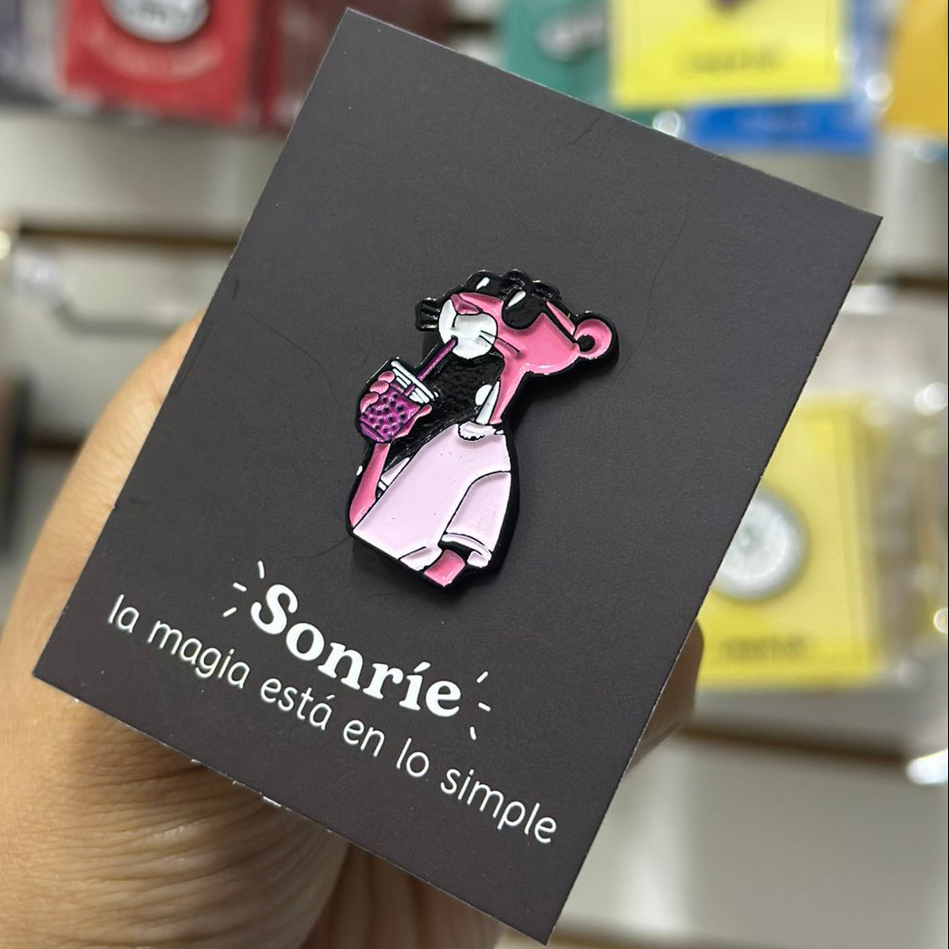 Pin Pantera rosa bebiendo refresco