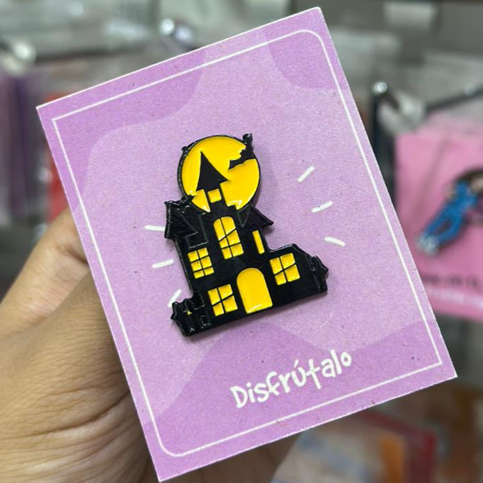 Pin mansión merlina