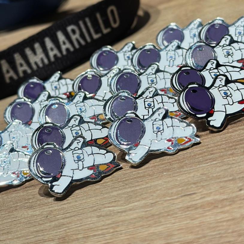 Pin Astronauta sencillo