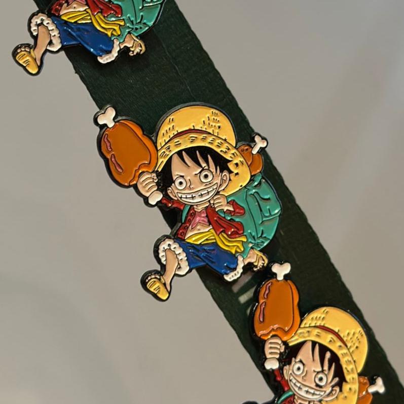 Pin Luffy / One Piece