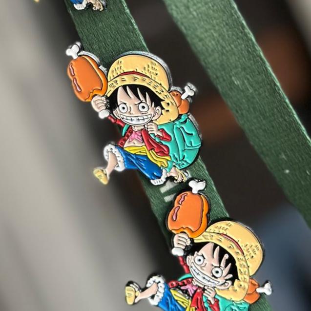 Pin Luffy / One Piece