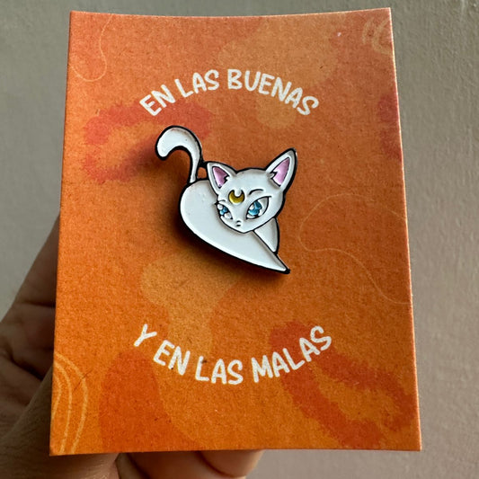 Pin gato Luna Sailor Moon