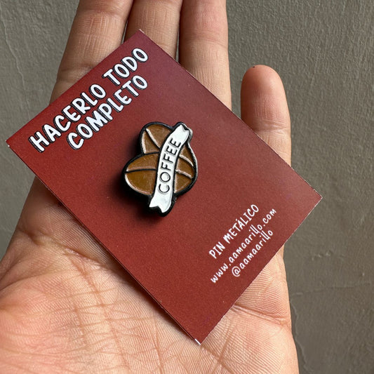 Pin granos de café