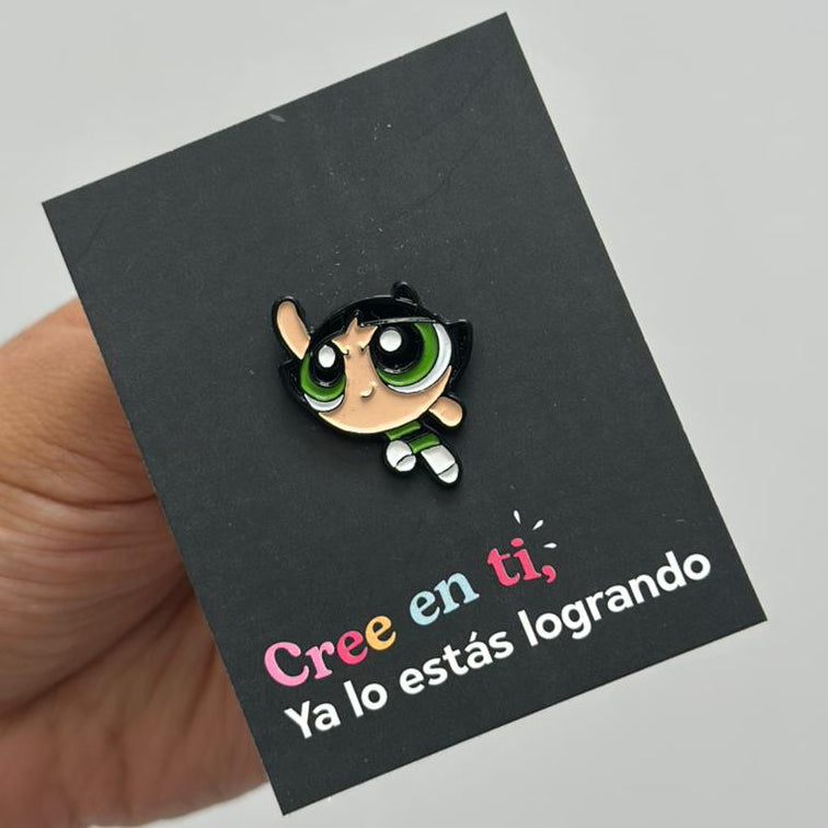 Pin Bellota saltando