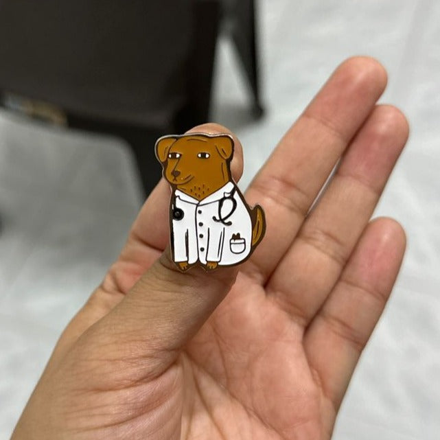 Pin perrito doctor