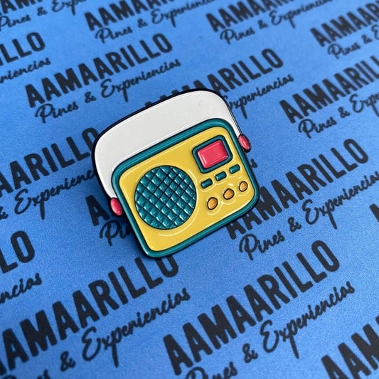 Pin radio amarillo / turquesa