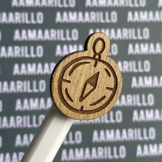 Pin brújula